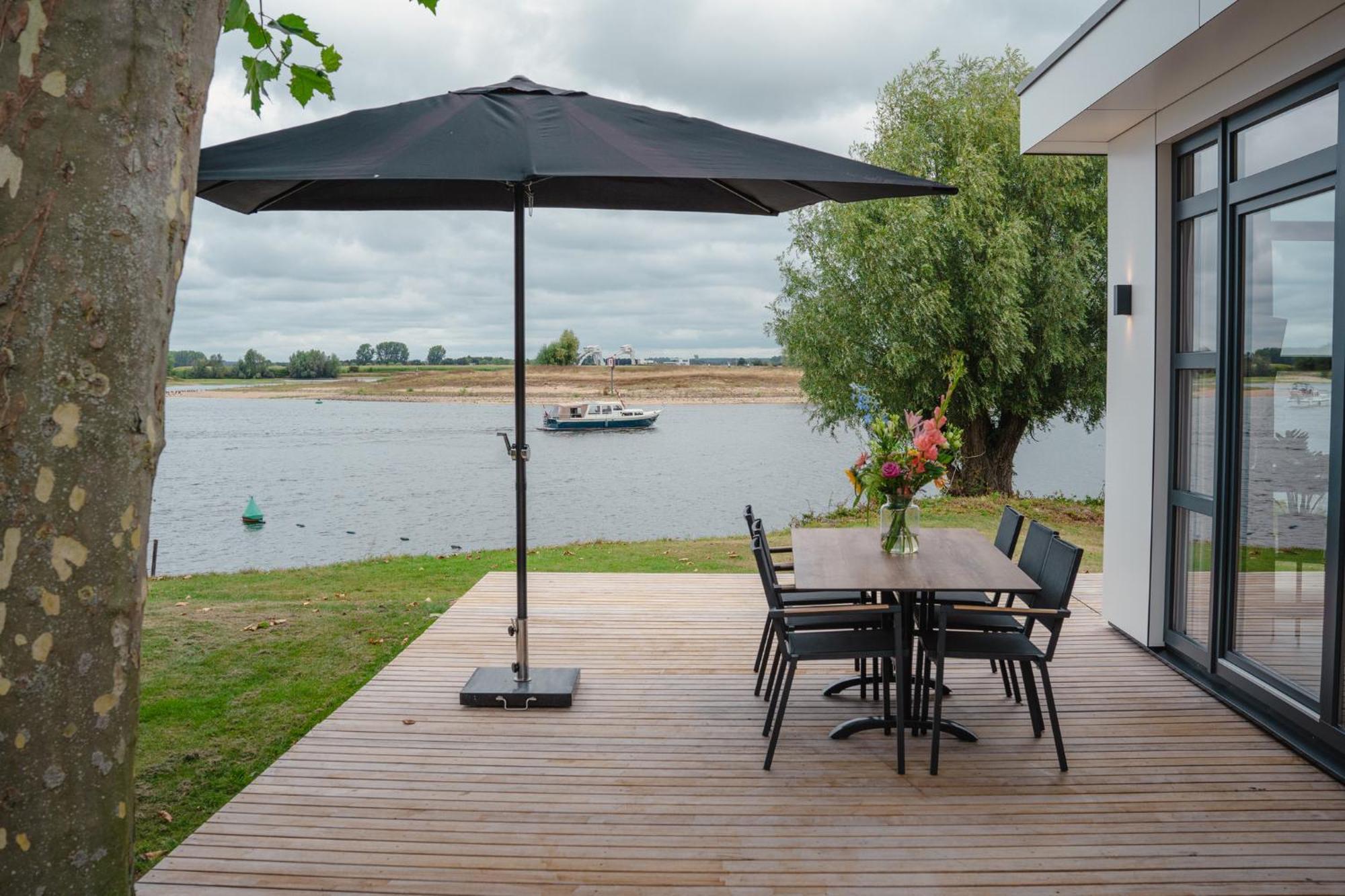 Marinapark Bad Nederrijn Hotel Maurik Exterior foto